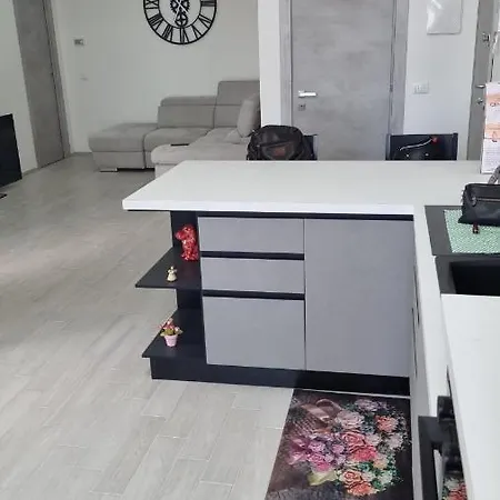 Apartman Thais